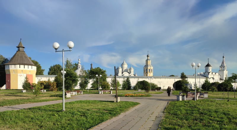 Вологда (Кириллов, Ферапонтово)-Архангельск (Малые Корелы)-Кировск (Хибины)-Мурманск-Териберка/август 2022