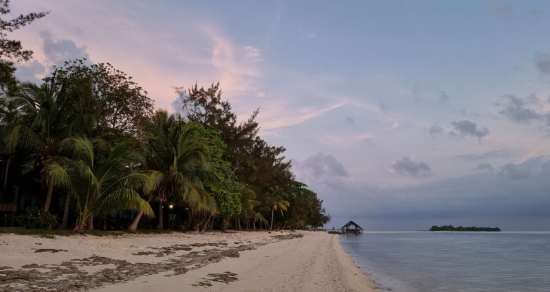 До острова Сипадана в царство славного султана_Сипадан (Celebes Explorer 9/о. Матакинг (Mataking Reef Resort)