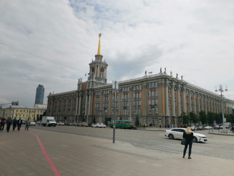 Екатеринбург достопримечательный. Как я по красной линии прошелся и вокруг