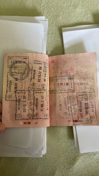 Поврежден загранпаспорт - могут быть проблемы на границе