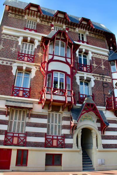 Французские зигзаги. Сентябрь 2019 г.