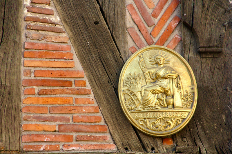 Французские зигзаги. Сентябрь 2019 г.