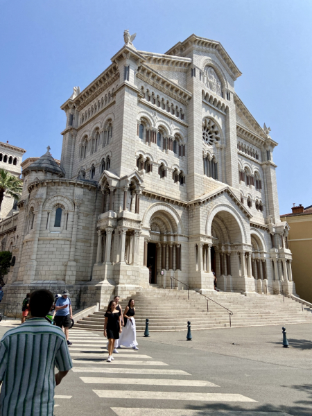 Пока мы ждем..