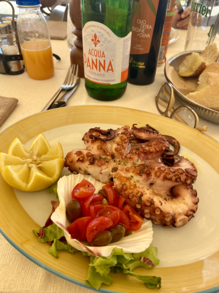 Пока мы ждем..