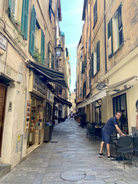 Пока мы ждем..