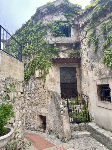 Пока мы ждем..