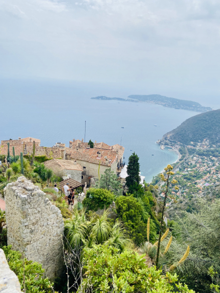 Пока мы ждем..