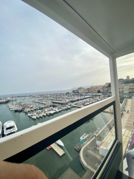 Пока мы ждем..