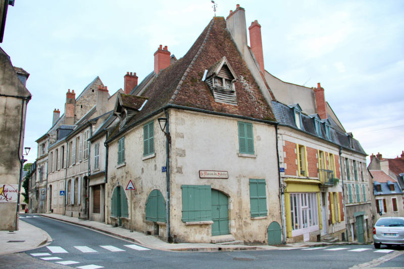 Французские зигзаги. Сентябрь 2019 г.