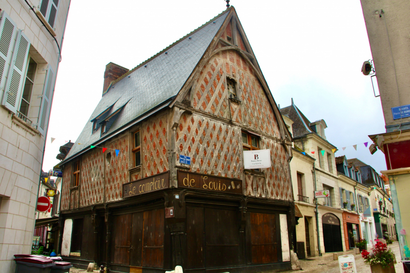 Французские зигзаги. Сентябрь 2019 г.