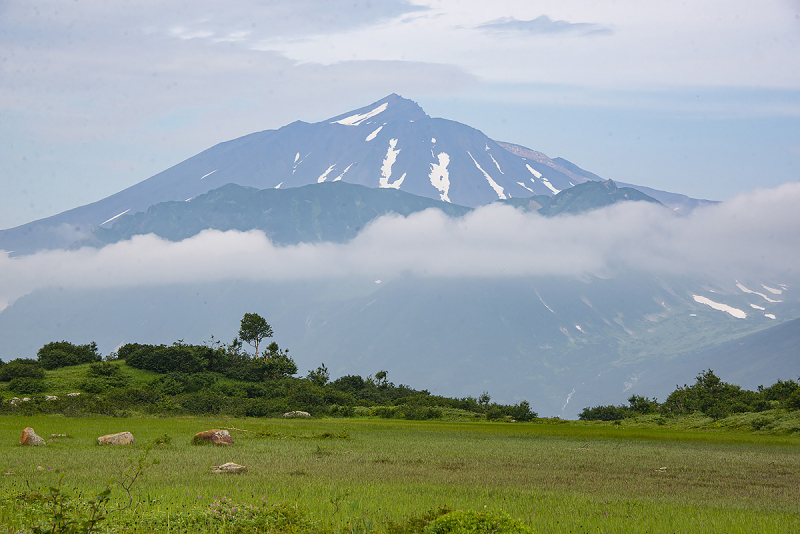 Камчатка. Поход на катамаранах по бухтам.