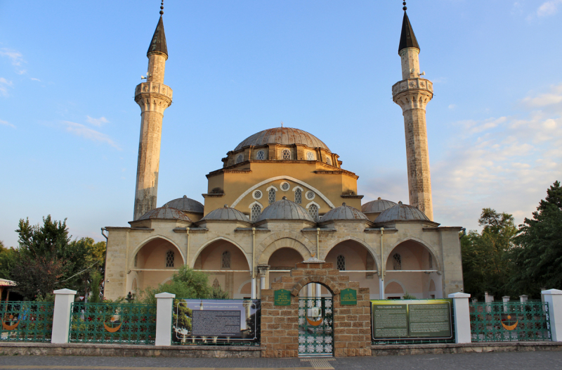 Достопримечательности Крыма: Феодосия, Коктебель, Судак, Нов свет, Ялта, Гурзуф, Ай-Петри. Фиолент Балаклава, Бахчисарай, Алушта, Евпатория, Тарханкут