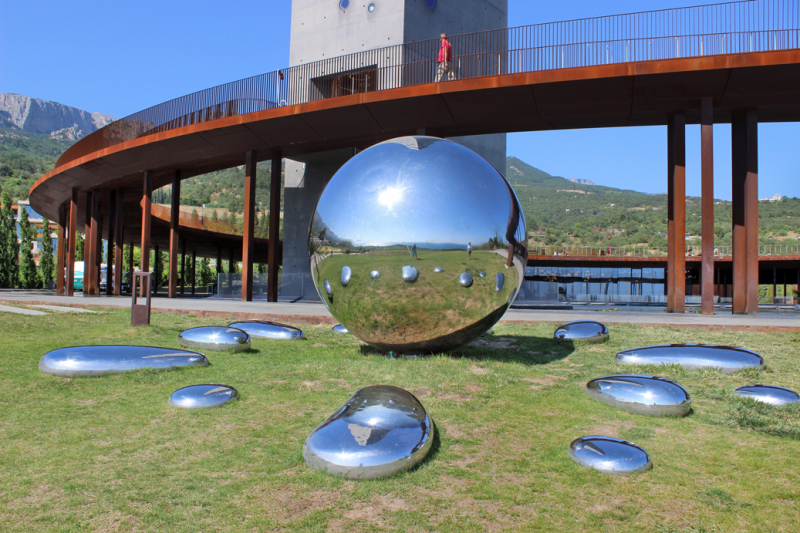 Достопримечательности Крыма: Феодосия, Коктебель, Судак, Нов свет, Ялта, Гурзуф, Ай-Петри. Фиолент Балаклава, Бахчисарай, Алушта, Евпатория, Тарханкут