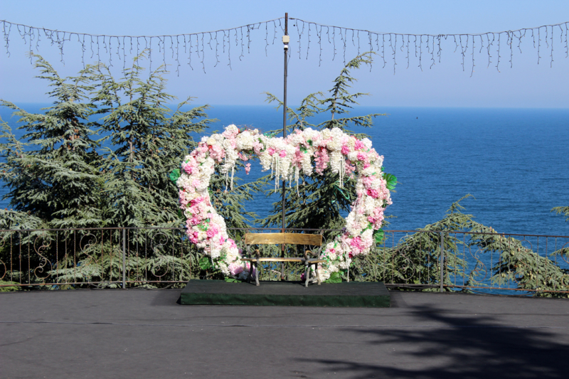 Достопримечательности Крыма: Феодосия, Коктебель, Судак, Нов свет, Ялта, Гурзуф, Ай-Петри. Фиолент Балаклава, Бахчисарай, Алушта, Евпатория, Тарханкут