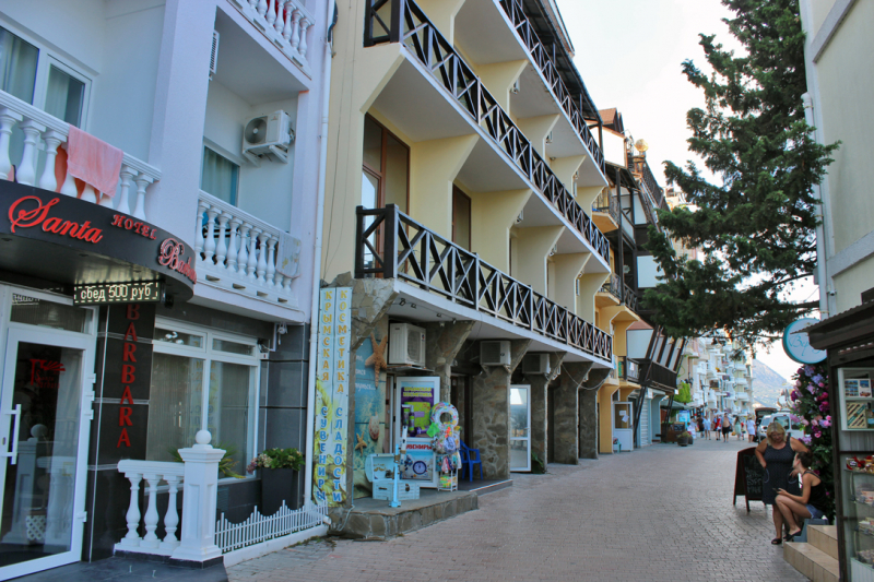 Достопримечательности Крыма: Феодосия, Коктебель, Судак, Нов свет, Ялта, Гурзуф, Ай-Петри. Фиолент Балаклава, Бахчисарай, Алушта, Евпатория, Тарханкут