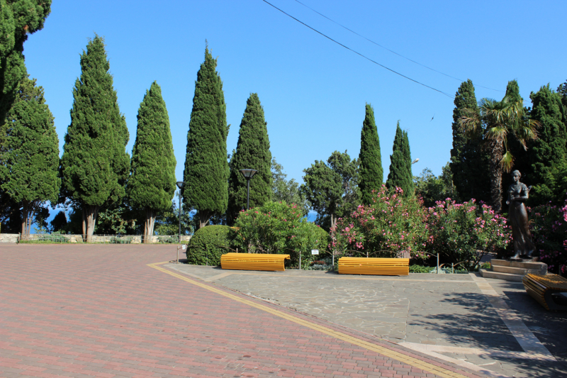 Достопримечательности Крыма: Феодосия, Коктебель, Судак, Нов свет, Ялта, Гурзуф, Ай-Петри. Фиолент Балаклава, Бахчисарай, Алушта, Евпатория, Тарханкут