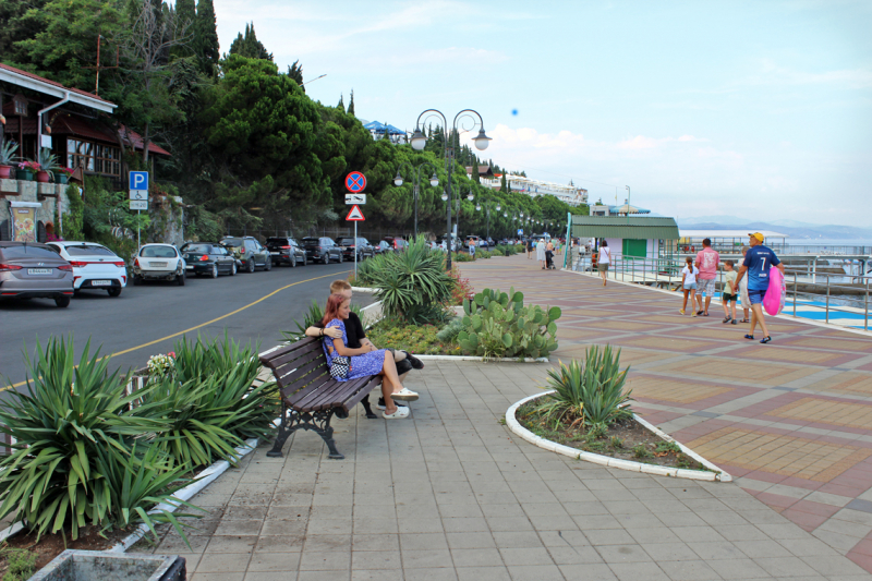 Достопримечательности Крыма: Феодосия, Коктебель, Судак, Нов свет, Ялта, Гурзуф, Ай-Петри. Фиолент Балаклава, Бахчисарай, Алушта, Евпатория, Тарханкут