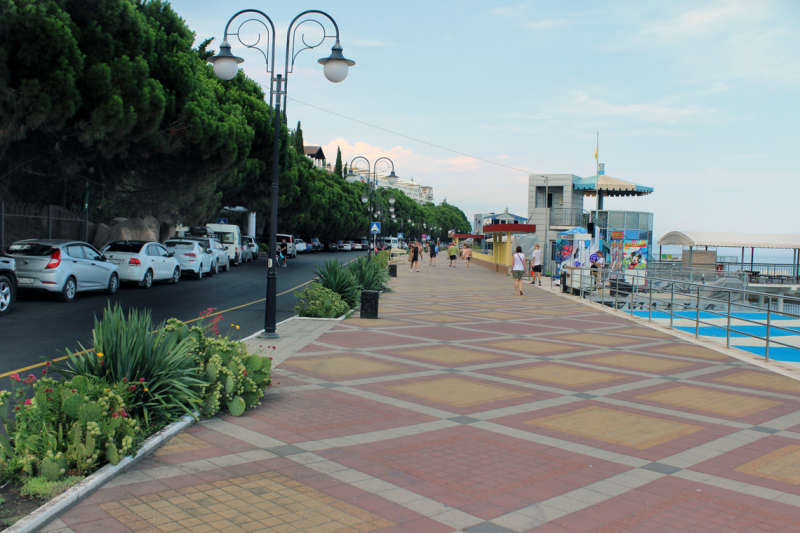 Достопримечательности Крыма: Феодосия, Коктебель, Судак, Нов свет, Ялта, Гурзуф, Ай-Петри. Фиолент Балаклава, Бахчисарай, Алушта, Евпатория, Тарханкут