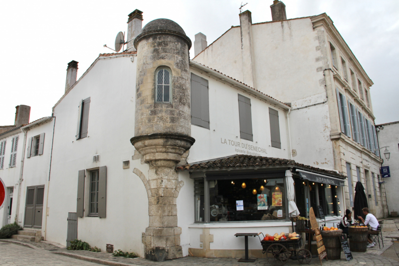 Французские зигзаги. Сентябрь 2019 г.