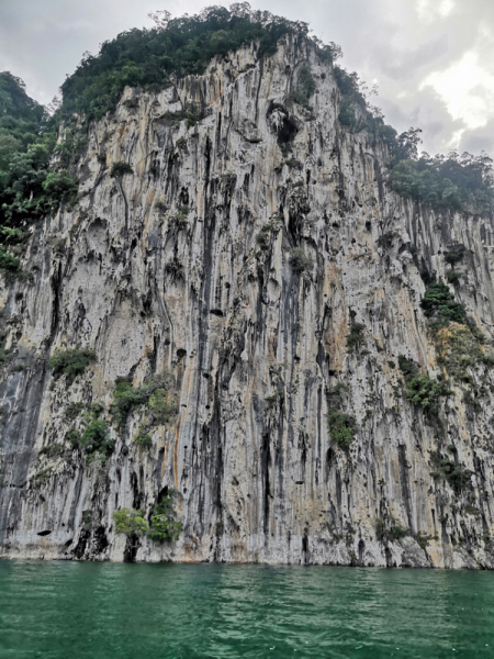 Путеводитель по Пхукету: маршруты и экскурсии, пляжи и храмы, поездки на острова  и смотровые площадки.