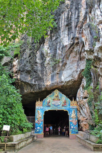 Путеводитель по Пхукету: маршруты и экскурсии, пляжи и храмы, поездки на острова  и смотровые площадки.