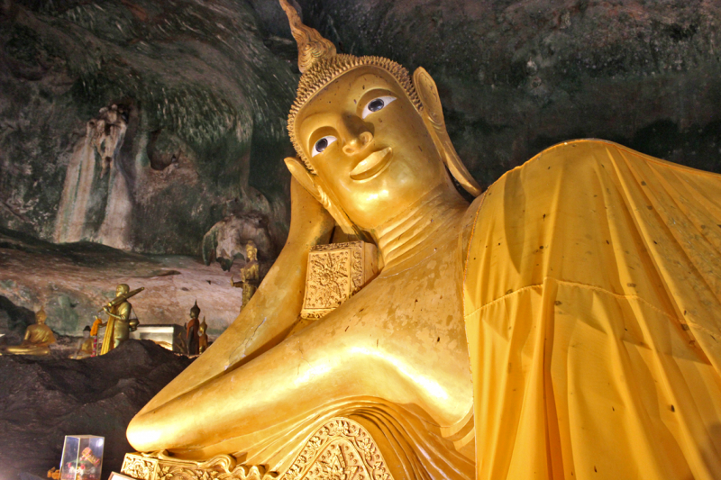 Путеводитель по Пхукету: маршруты и экскурсии, пляжи и храмы, поездки на острова  и смотровые площадки.