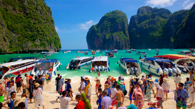 Путеводитель по Пхукету: маршруты и экскурсии, пляжи и храмы, поездки на острова  и смотровые площадки.