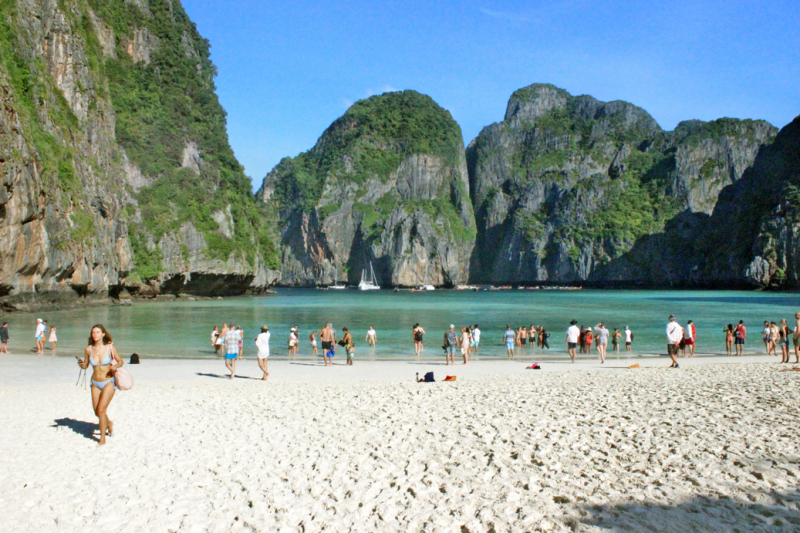 Путеводитель по Пхукету: маршруты и экскурсии, пляжи и храмы, поездки на острова  и смотровые площадки.