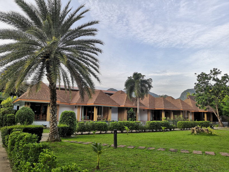 Путеводитель по Пхукету: маршруты и экскурсии, пляжи и храмы, поездки на острова  и смотровые площадки.