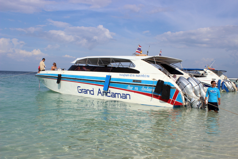 Путеводитель по Пхукету: маршруты и экскурсии, пляжи и храмы, поездки на острова  и смотровые площадки.