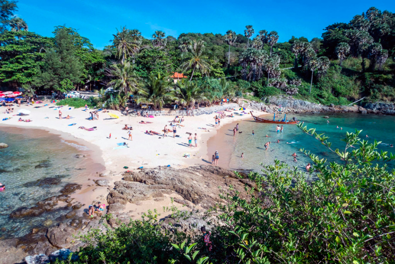 Путеводитель по Пхукету: маршруты и экскурсии, пляжи и храмы, поездки на острова  и смотровые площадки.