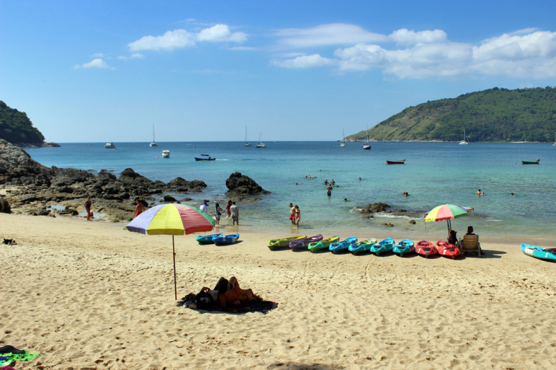 Путеводитель по Пхукету: маршруты и экскурсии, пляжи и храмы, поездки на острова  и смотровые площадки.