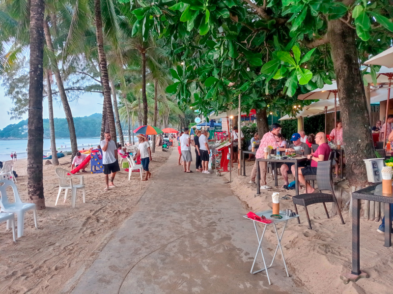 Путеводитель по Пхукету: маршруты и экскурсии, пляжи и храмы, поездки на острова  и смотровые площадки.