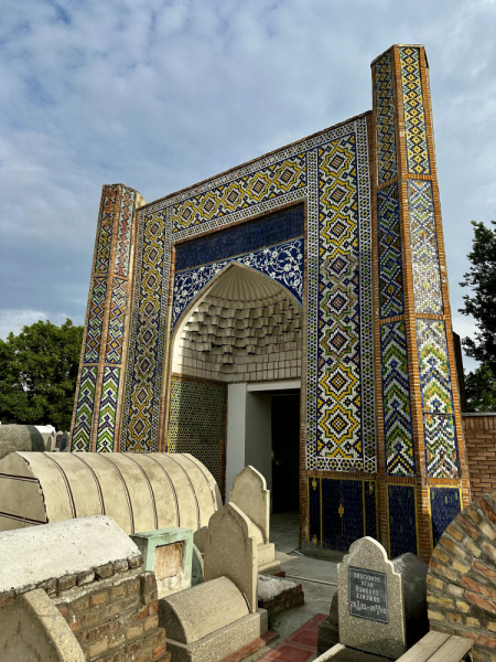 Узбекистан. По Ферганской долине - Наманган, Коканд, Риштан, Маргилан (май 2024)