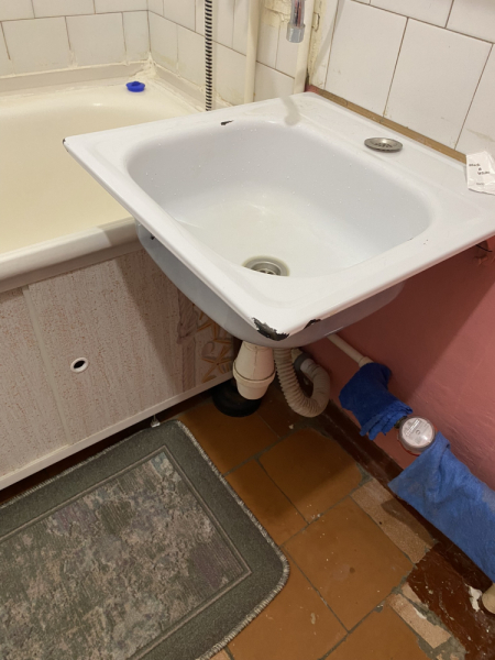 На север! Вологодские кружева, Поважские домовые росписи, Архангельские козули, Расписные небеса, Каргопольская игрушка, Онежские петроглифы...