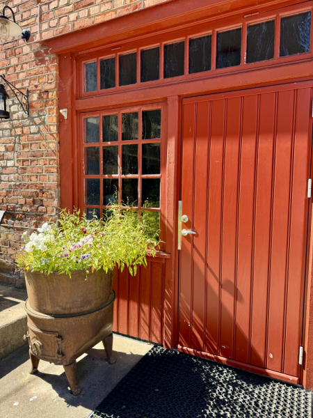 Пока мы ждем..