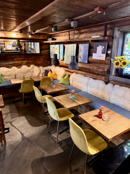 Пока мы ждем..