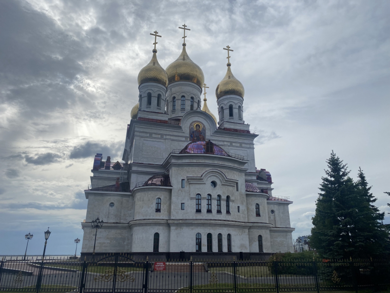 На север! Вологодские кружева, Поважские домовые росписи, Архангельские козули, Расписные небеса, Каргопольская игрушка, Онежские петроглифы...