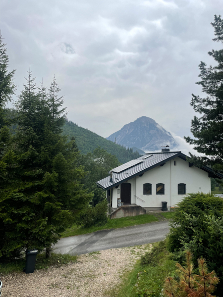 В поисках альпийской прохлады и свежести онлайн (Из Испании в Австрию и Германию летом 2024)