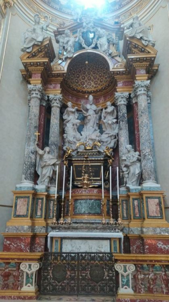 Италия и Франция в одном флаконе: инструкция по созданию нового человека