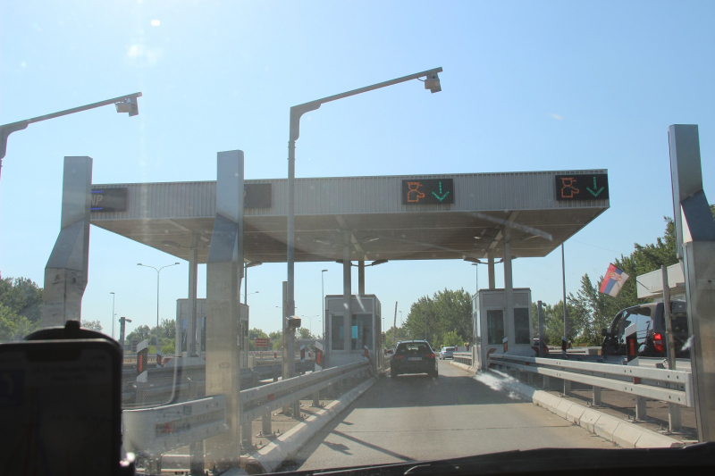 Сербия в августе на арендованном авто. Скучать ни разу не пришлось! Еще и в Черногорию заглянули.