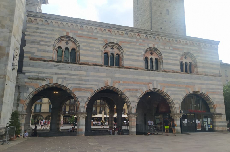 Италия и Франция в одном флаконе: инструкция по созданию нового человека