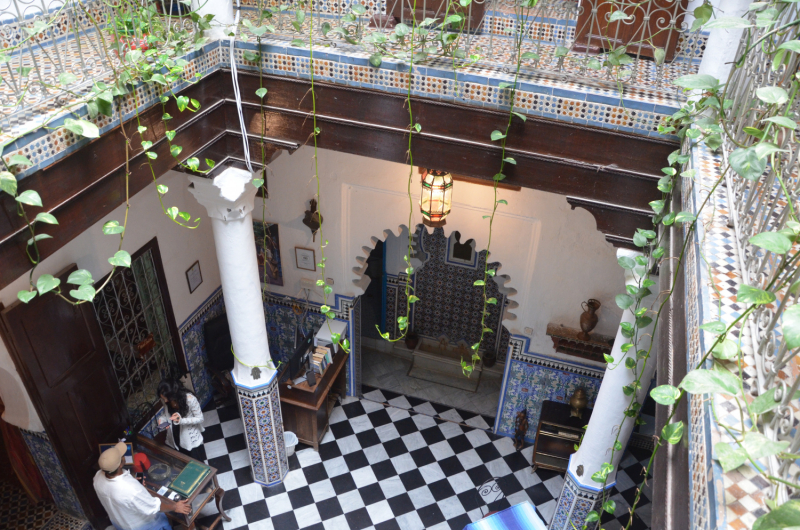 Марокко в сентябре 2024: Танжер, Шефшауэн, водопады Akchour и Тетуан.