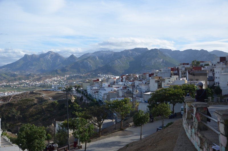 Марокко в сентябре 2024: Танжер, Шефшауэн, водопады Akchour и Тетуан.