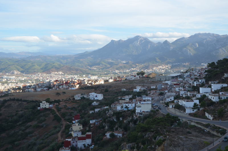 Марокко в сентябре 2024: Танжер, Шефшауэн, водопады Akchour и Тетуан.