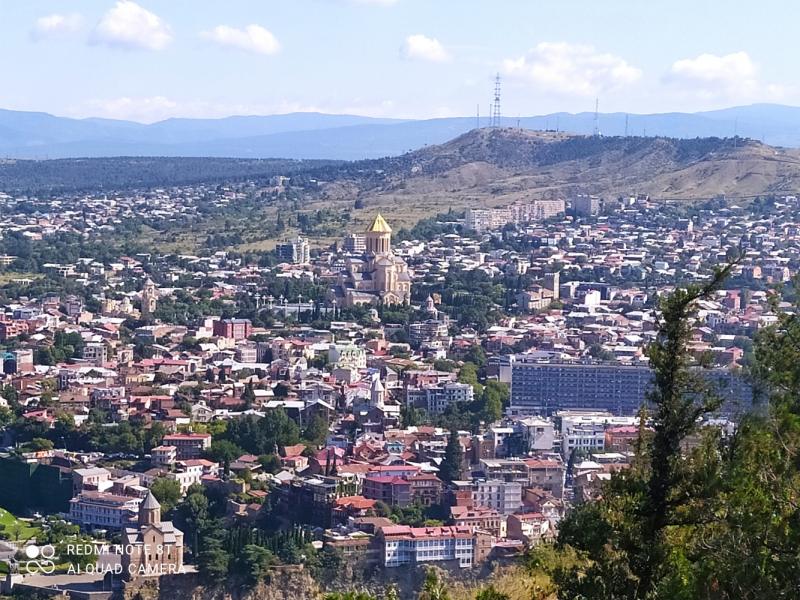 Италия и Франция в одном флаконе: инструкция по созданию нового человека