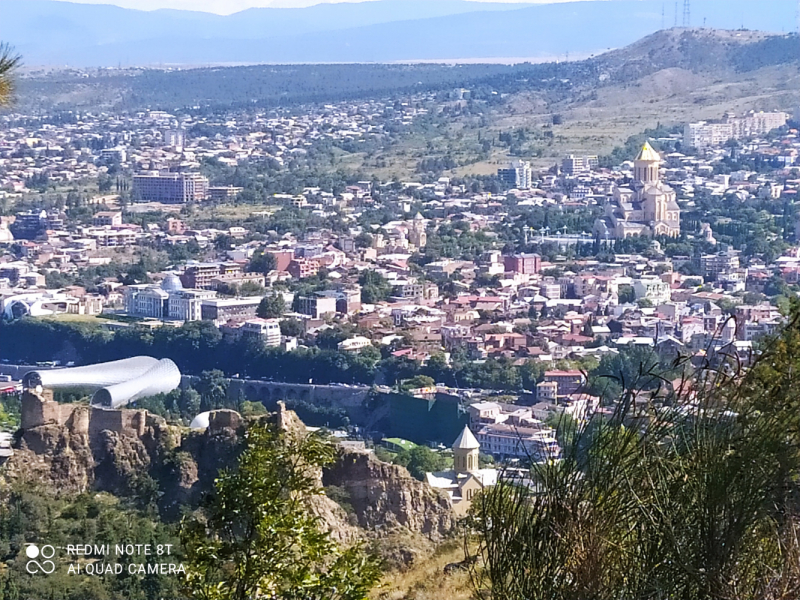 Италия и Франция в одном флаконе: инструкция по созданию нового человека