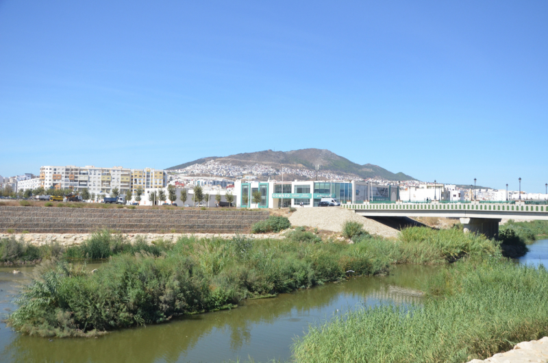 Марокко в сентябре 2024: Танжер, Шефшауэн, водопады Akchour и Тетуан.