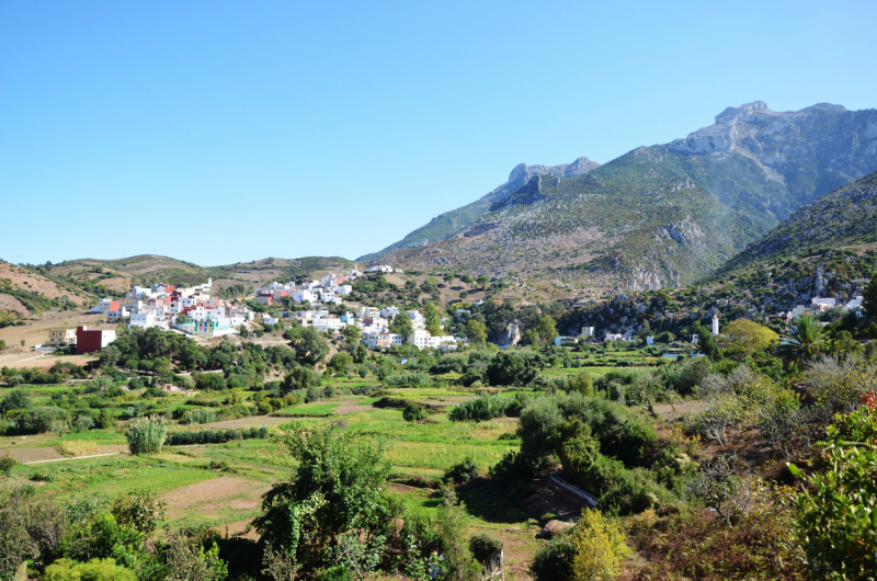 Марокко в сентябре 2024: Танжер, Шефшауэн, водопады Akchour и Тетуан.