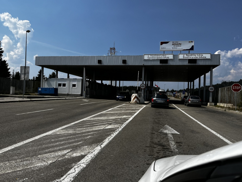 Сербия в августе на арендованном авто. Скучать ни разу не пришлось! Еще и в Черногорию заглянули.